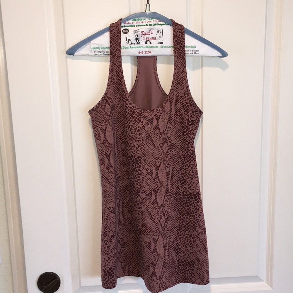 Lululemon t back tank top 8